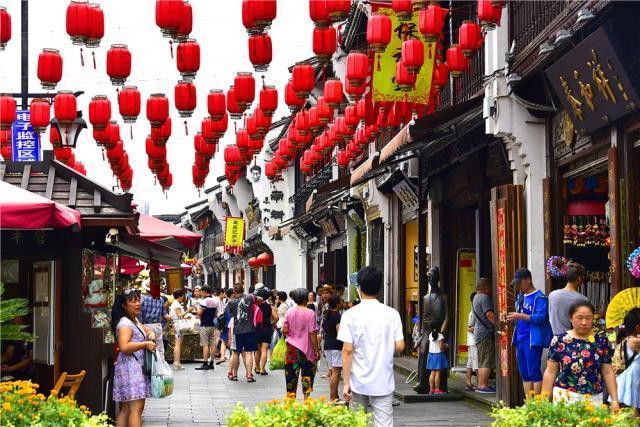 杭州西湖需要門票嗎？——深度解讀西湖景區(qū)的門票政策與旅游體驗(yàn)，深度解讀，杭州西湖景區(qū)的門票政策與旅游體驗(yàn)問答