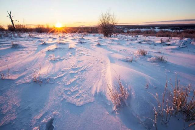 冬天去哪里玩雪性?xún)r(jià)比高——探索性?xún)r(jià)比最高的冰雪旅游勝地，性?xún)r(jià)比最高的冰雪旅游勝地探索，冬季玩雪好去處