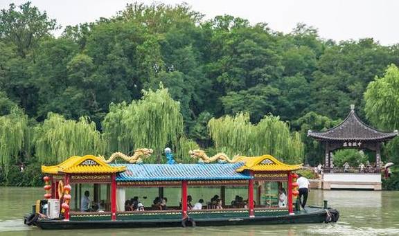 杭州西湖門票價格詳解，一張門票背后的故事，杭州西湖門票價格揭秘，門票背后的故事與詳解